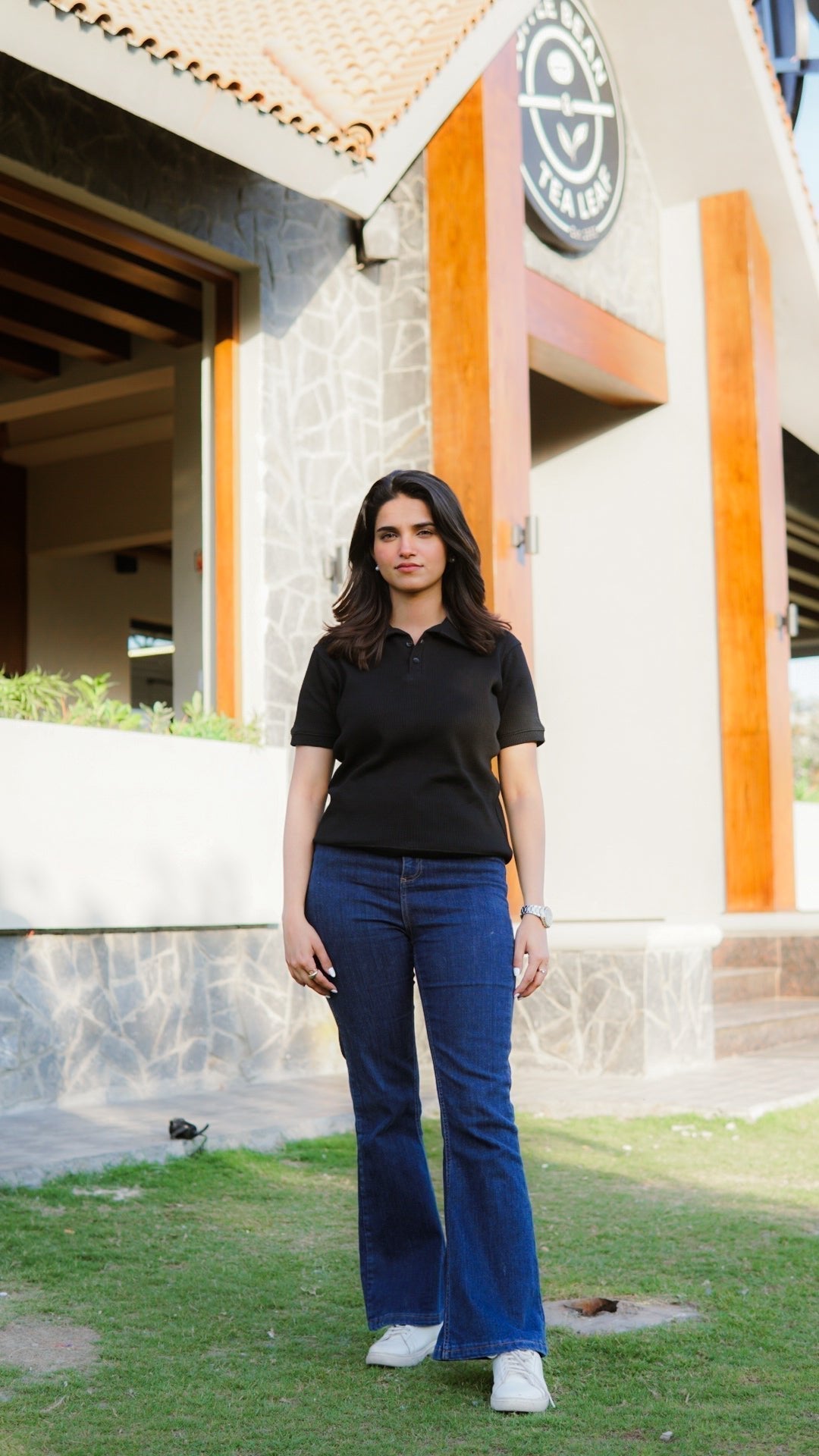 Noir black polo shirt by Pardais – front view