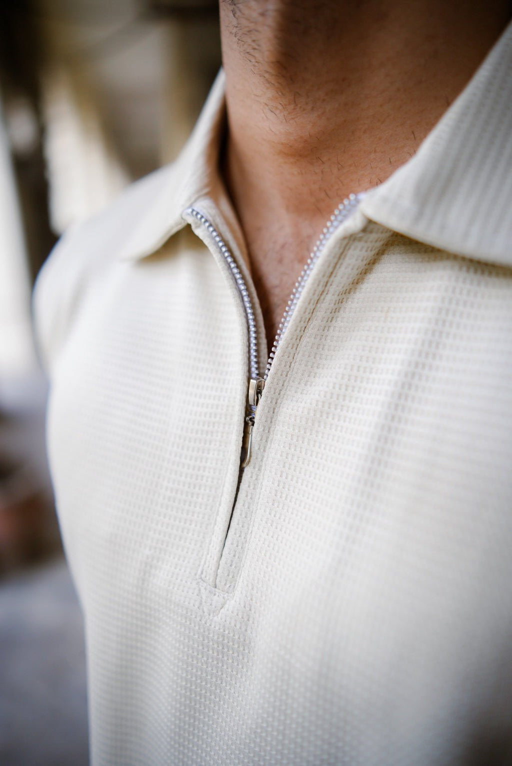 Pardais Summer Edit – beige polo with zip collar